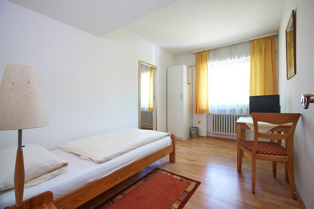 Gasthof Riedsee Stuttgart Phòng bức ảnh
